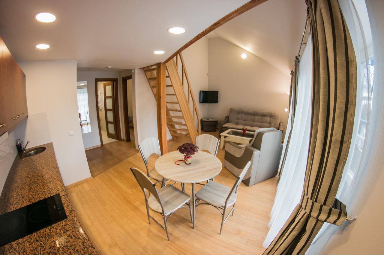 Vila Gija Nida Exteriör bild